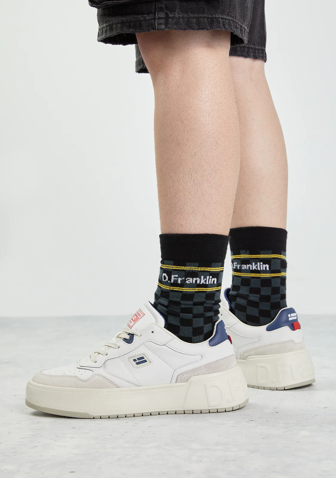Check Socks Black - Image 4
