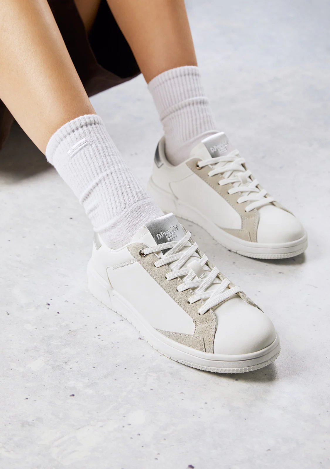 Court V2 Tennis Basic White - Image 5