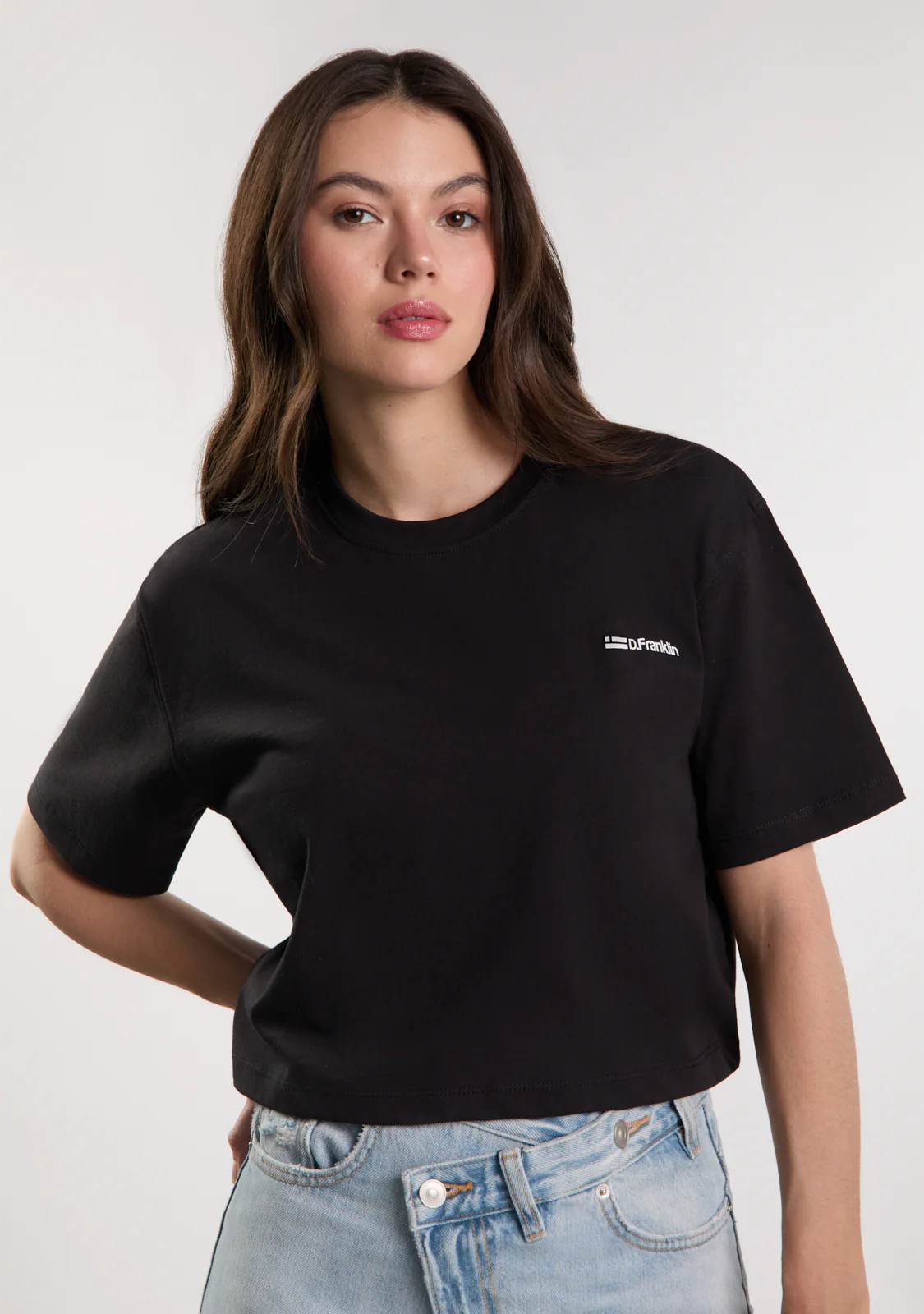 St. Denis Cropped T-Shirt Black / White - Image 2